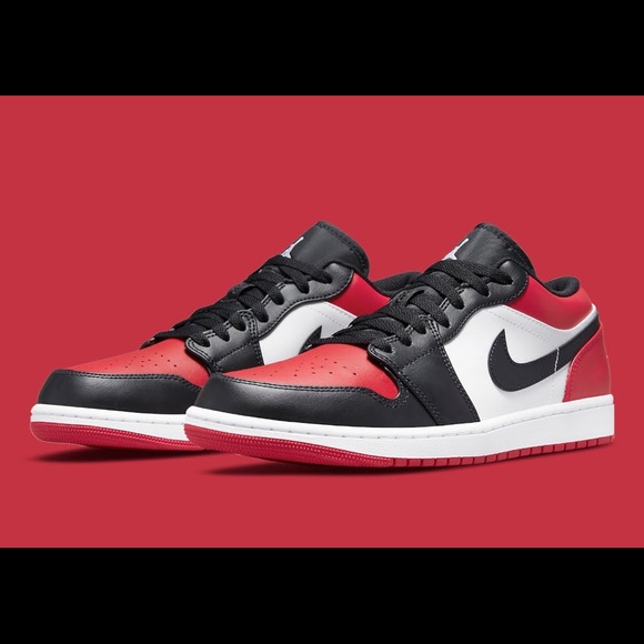 NEW Nike Air Jordan 1 Low Bred Toe Chicago Red Black (Size US Men's) - Picture 8 of 15